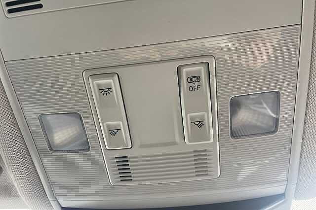 Used Volkswagen T-Roc 2018 for sale - 76231870: Photo 28