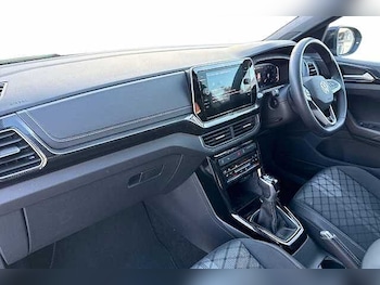 Used Volkswagen T-Cross 2025 for sale - 77897765: Photo