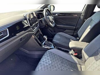 Used Volkswagen T-Roc 2022 for sale - 75723858: Photo
