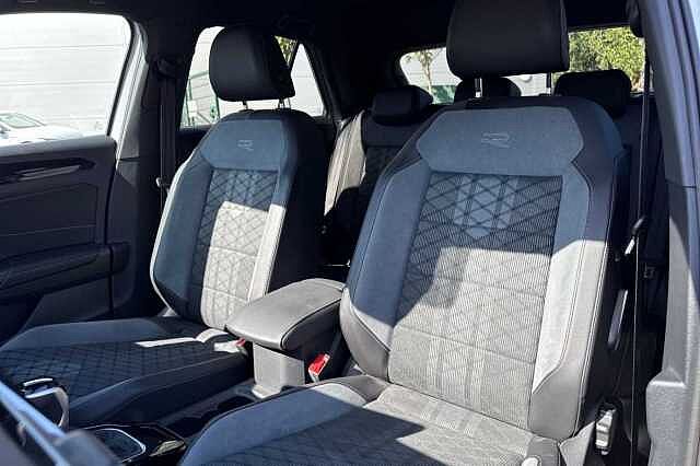 Used Volkswagen T-Roc 2022 for sale - 76634315: Photo 25