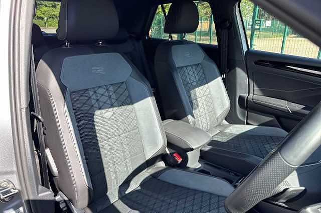 Used Volkswagen T-Roc 2022 for sale - 76634315: Photo 26