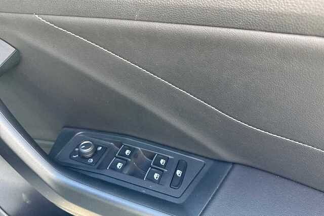 Used Volkswagen T-Roc 2022 for sale - 76634315: Photo 27