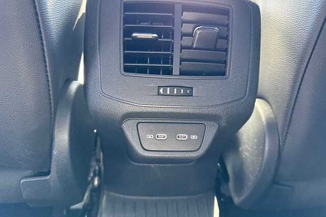 Used Volkswagen T-Roc 2022 for sale - 76634315: Photo 32