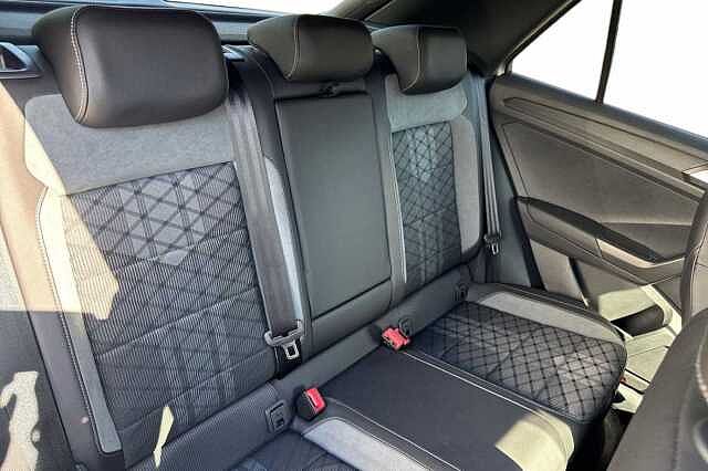 Used Volkswagen T-Roc 2022 for sale - 76634315: Photo 8