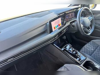 Used Volkswagen Golf 2024 for sale - 79513234: Photo