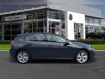 Used Volkswagen Golf 2022 for sale - 75118279: Photo