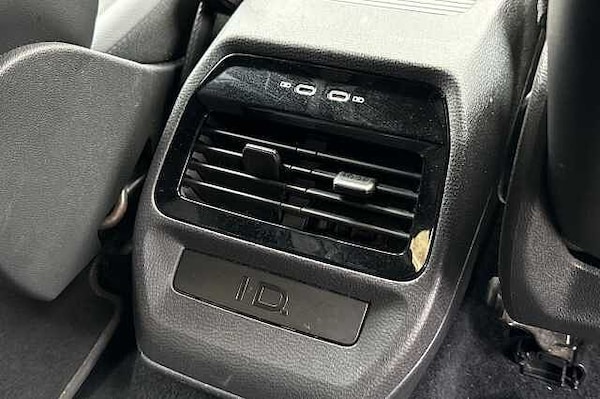 Used Volkswagen ID.4 2022 for sale - 75517019: Photo 28