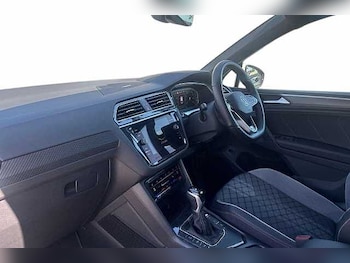 Used Volkswagen Tiguan 2023 for sale - 78640729: Photo