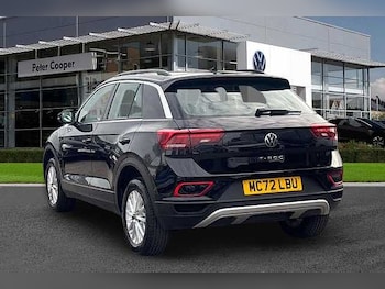 Used Volkswagen T-Roc 2023 for sale - 77851130: Photo