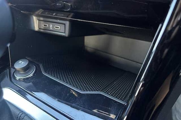 Used Volkswagen T-Roc 2023 for sale - 76163854: Photo 30