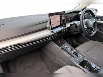 Used Volkswagen Golf 2026 for sale - 78926381: Photo