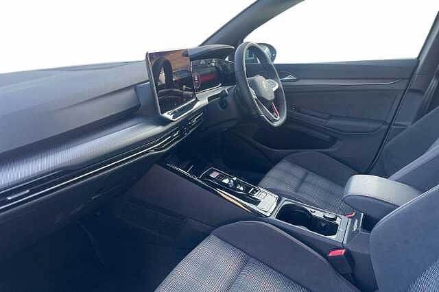 Used Volkswagen Golf 2025 for sale - 77501881: Photo 2