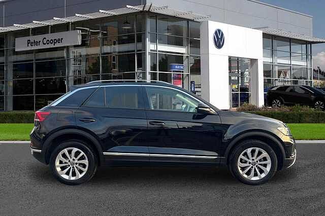 Used Volkswagen T-Roc 2022 for sale - 76376617: Photo 4
