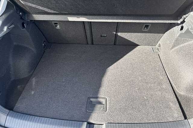 Used Volkswagen T-Roc 2024 for sale - 76335018: Photo 11