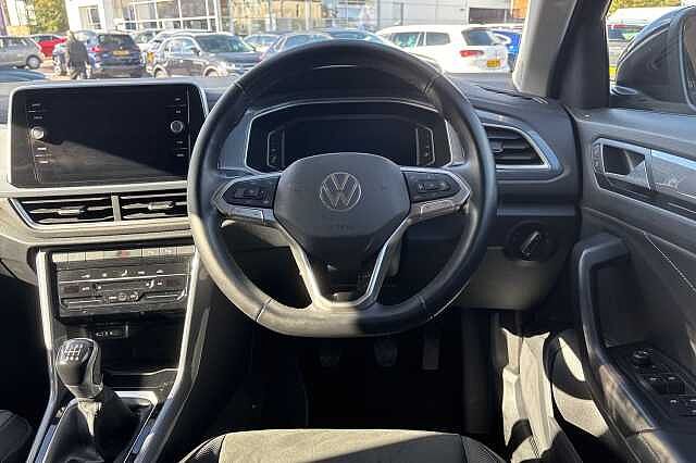 Used Volkswagen T-Roc 2024 for sale - 76335018: Photo 14