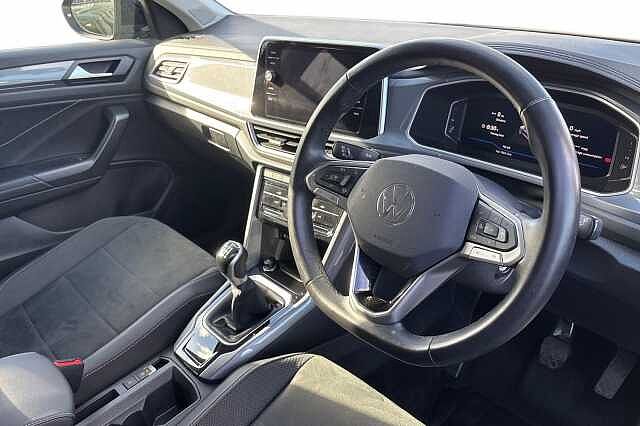 Used Volkswagen T-Roc 2024 for sale - 76335018: Photo 6