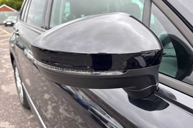 Used Volkswagen Tiguan 2021 for sale - 76634316: Photo 23