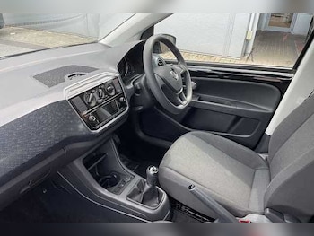 Used Volkswagen up! 2019 for sale - 75919026: Photo
