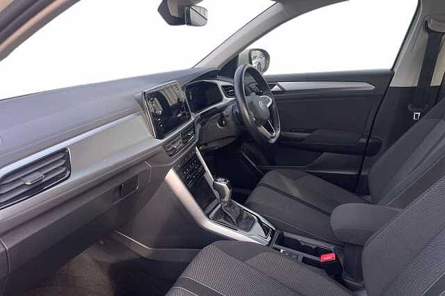 Used Volkswagen T-Roc 2022 for sale - 76497112: Photo 2