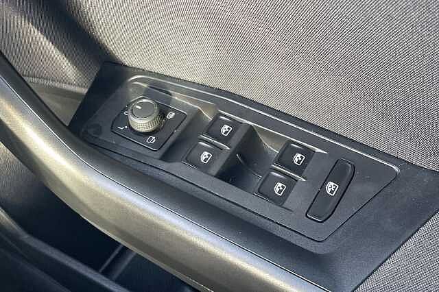 Used Volkswagen T-Roc 2022 for sale - 76497112: Photo 30