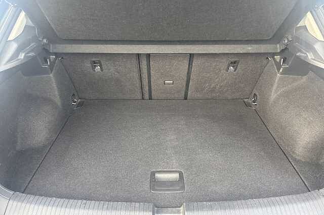 Used Volkswagen T-Roc 2018 for sale - 76324331: Photo 11