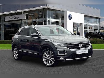 Used Volkswagen T-Roc 2018 for sale - 76324331: Photo