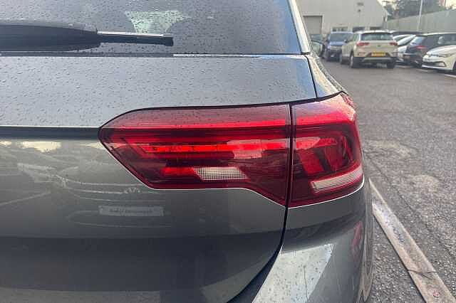 Used Volkswagen T-Roc 2018 for sale - 76324331: Photo 22