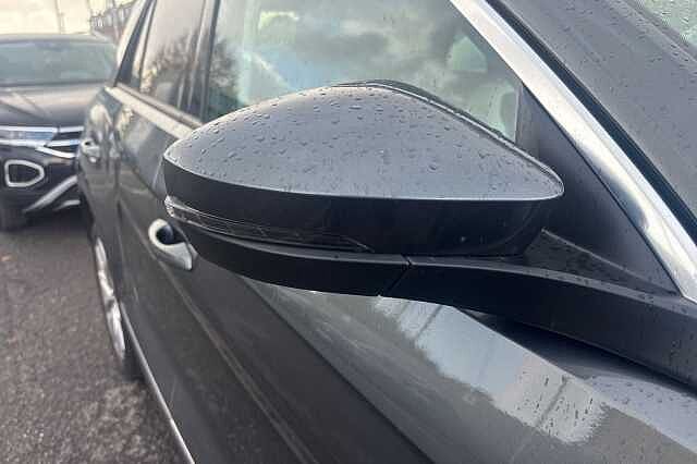 Used Volkswagen T-Roc 2018 for sale - 76324331: Photo 23