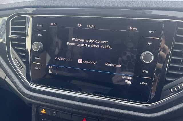 Used Volkswagen T-Roc 2018 for sale - 76324331: Photo 25