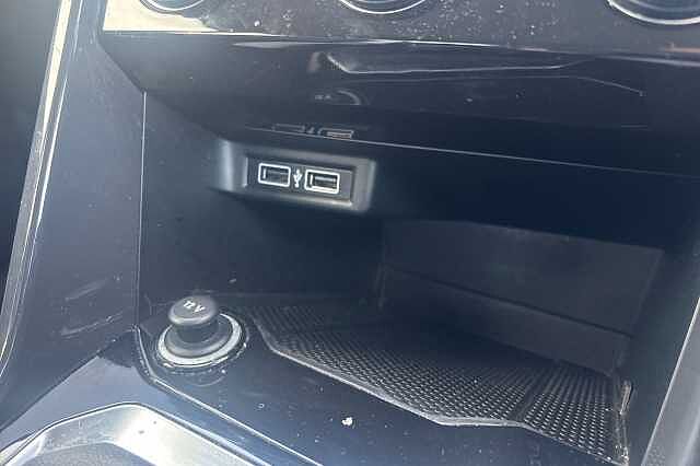 Used Volkswagen T-Roc 2018 for sale - 76324331: Photo 26