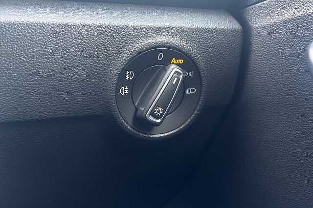 Used Volkswagen T-Roc 2018 for sale - 76324331: Photo 30