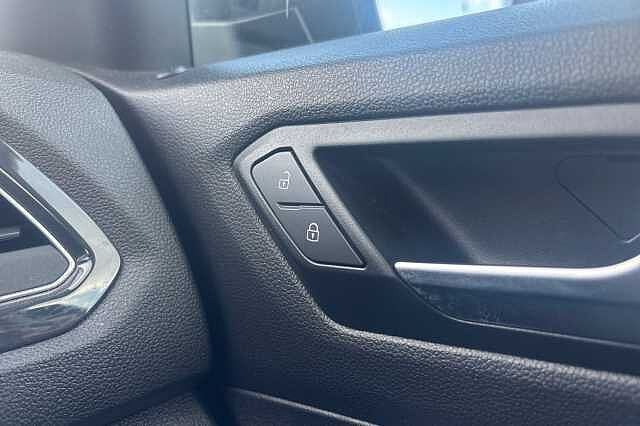 Used Volkswagen T-Roc 2018 for sale - 76324331: Photo 32