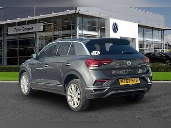 Used Volkswagen T-Roc 2018 for sale - 76324331: Photo