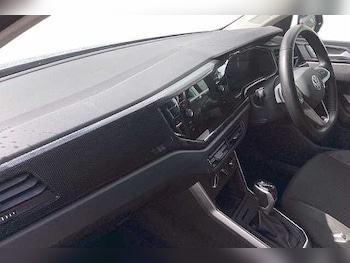 Used Volkswagen Polo 2024 for sale - 78722035: Photo
