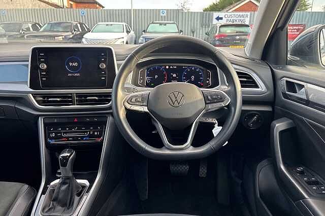 Used Volkswagen T-Roc 2024 for sale - 76625799: Photo 14