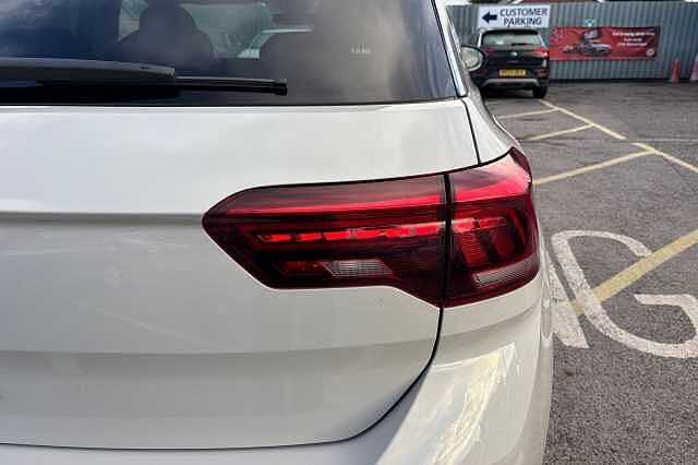 Used Volkswagen T-Roc 2024 for sale - 76625799: Photo 22