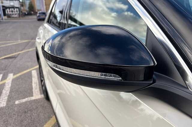 Used Volkswagen T-Roc 2024 for sale - 76625799: Photo 23