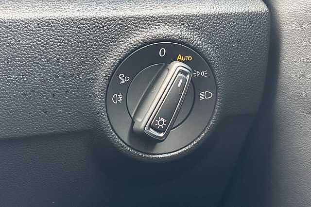 Used Volkswagen T-Roc 2024 for sale - 76625799: Photo 29