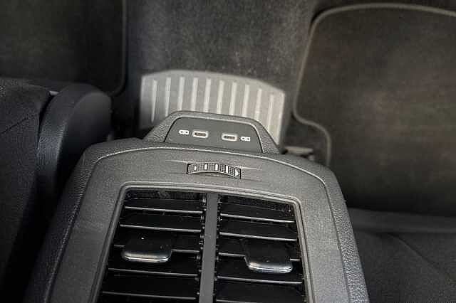 Used Volkswagen T-Roc 2024 for sale - 76625799: Photo 32