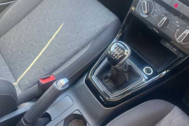 Used Volkswagen T-Cross 2024 for sale - 76725462: Photo 19