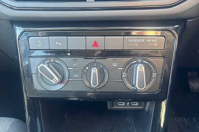 Used Volkswagen T-Cross 2024 for sale - 76725462: Photo 27