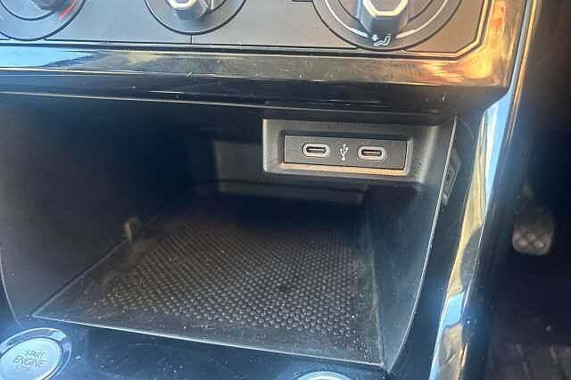 Used Volkswagen T-Cross 2024 for sale - 76725462: Photo 28