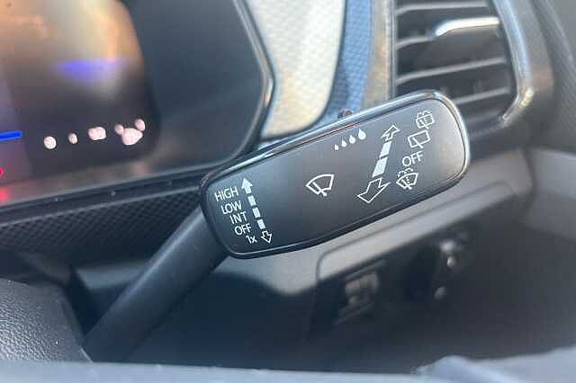 Used Volkswagen T-Cross 2024 for sale - 76725462: Photo 32