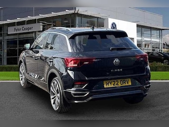 Used Volkswagen T-Roc 2022 for sale - 77656114: Photo