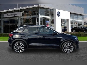 Used Volkswagen T-Roc 2022 for sale - 77656114: Photo