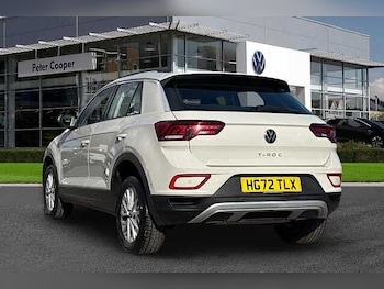 Used Volkswagen T-Roc 2023 for sale - 78168415: Photo