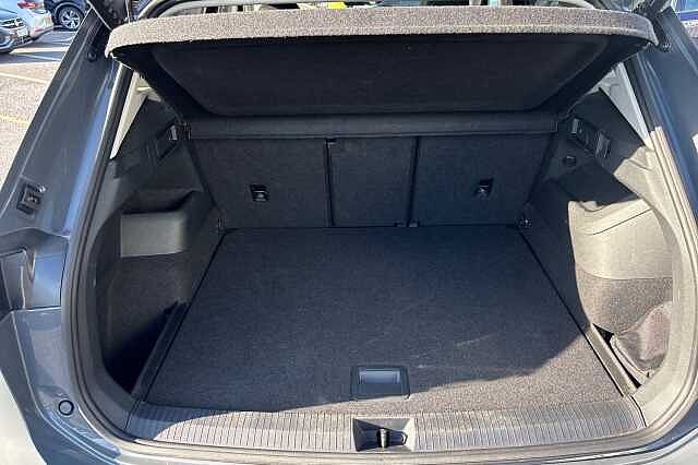 Used Volkswagen Tiguan 2024 for sale - 76211471: Photo 11
