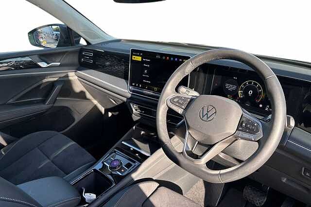 Used Volkswagen Tiguan 2024 for sale - 76211471: Photo 6
