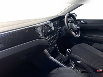 Used Volkswagen Polo 2023 for sale - 78053674: Photo