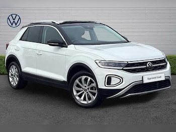Used Volkswagen T-Roc 2023 for sale - 78145744: Photo